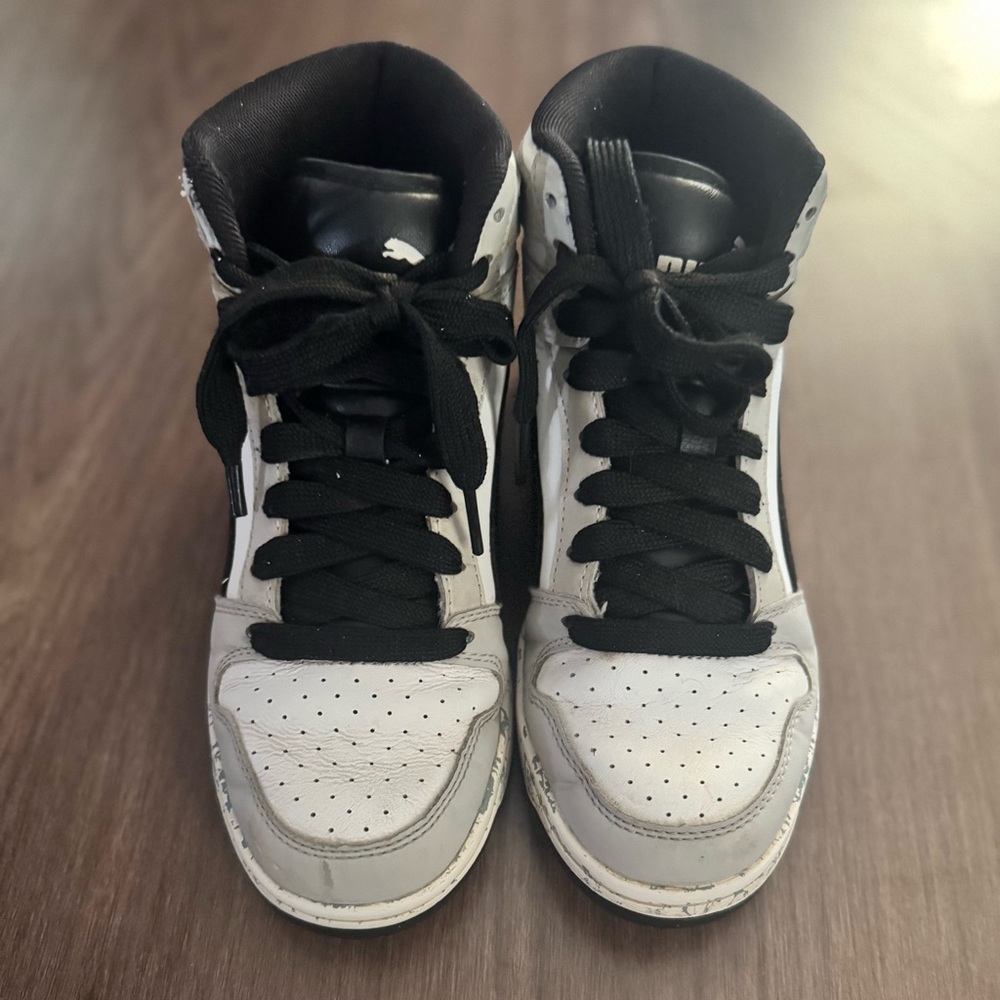 ☀️Boys high top Pumas, sz 4c